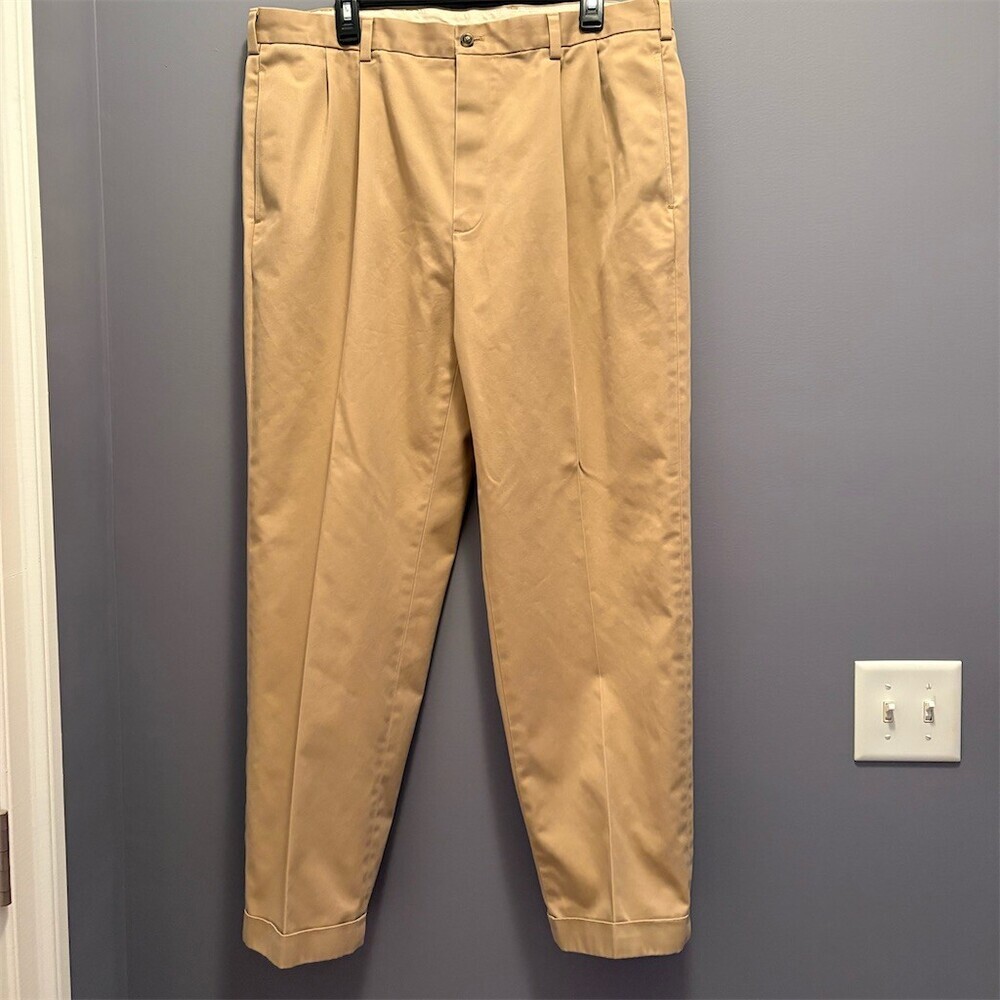 Brooks Brothers Advantage Chino Mens 38x30 Beige Pleated Cuffed Pants